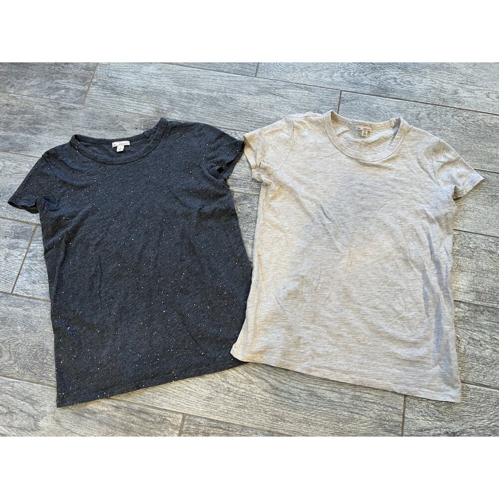 GAP Shimmer Extra Small Lot Of 2 T-Shirt Tee‎ Shirts Metallic Tinsel XS Hole